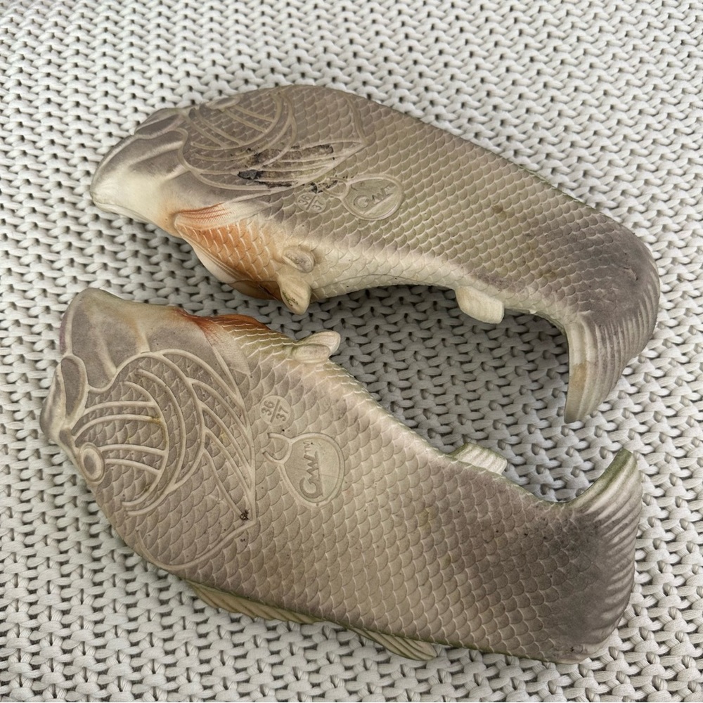 SOLD Fish Flops - Picture 2 of 3